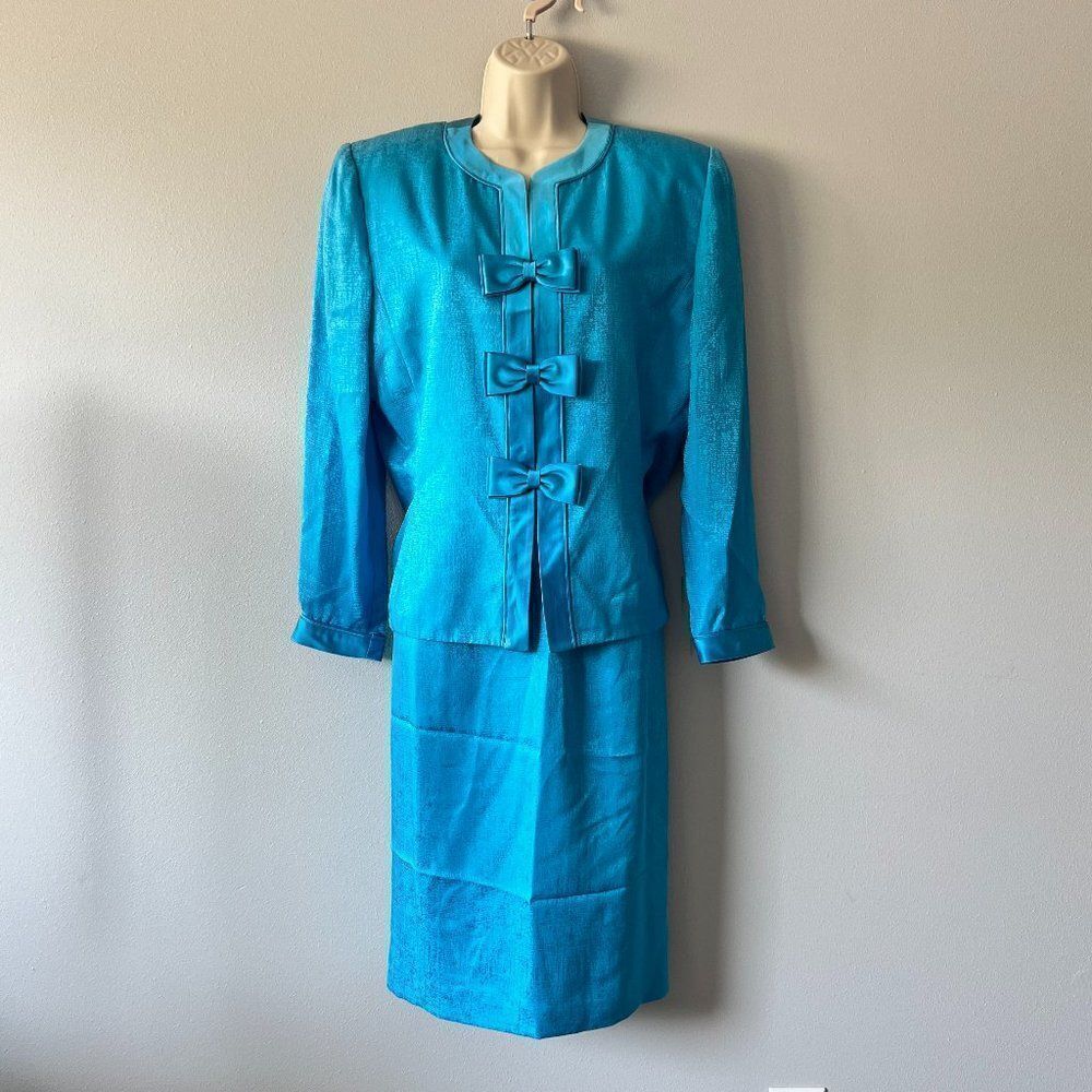 Adrianna Papell Silk Two-Piece Set Size 10